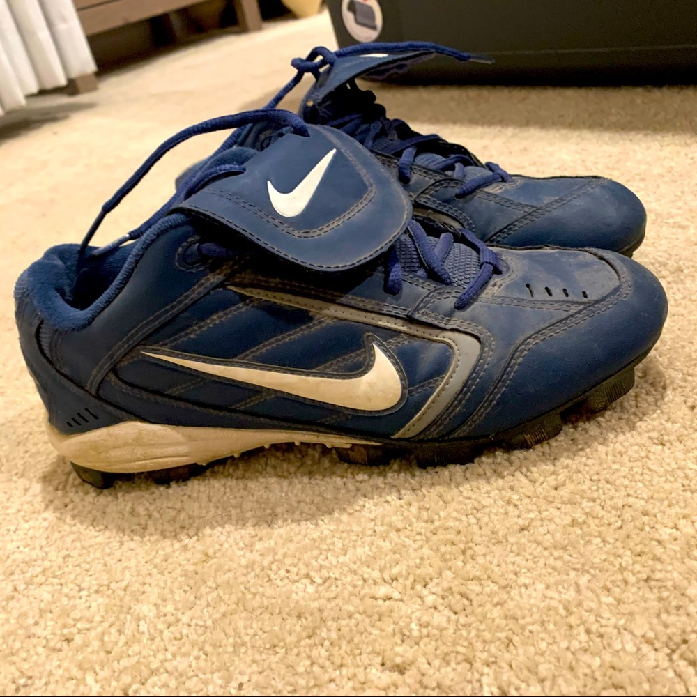 Nike cleats. Boys size 7